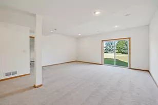 1096 Danube Ave, Shakopee, MN 55379 - Photo 35