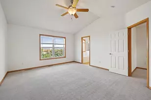 1096 Danube Ave, Shakopee, MN 55379 - Photo 25