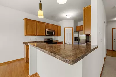 1096 Danube Avenue, Shakopee, MN 55379 - Photo 7