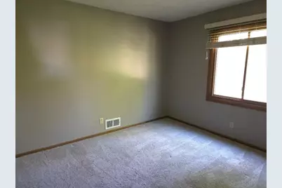 12273 Jack Pine Trail, Eden Prairie, MN 55347 - Photo 17