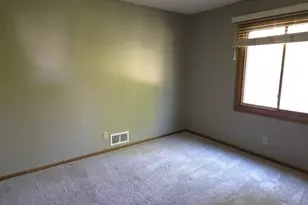 12273 Jack Pine Trail, Eden Prairie, MN 55347 - Photo 17