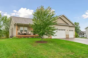 663 Alaska Pl, Cambridge, MN 55008 - Photo 3