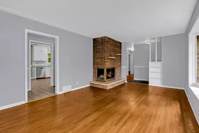 3926 Idaho Avenue N, Crystal, MN 55427 - Photo 5
