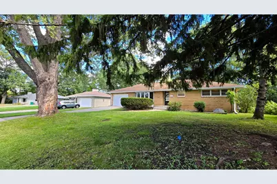 3926 Idaho Avenue N, Crystal, MN 55427 - Photo 3