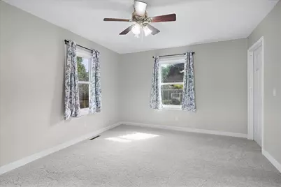 4716 Edgewood Avenue N, Crystal, MN 55428 - Photo 11