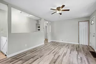 4716 Edgewood Ave N, Crystal, MN 55428 - Photo 5