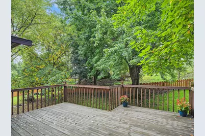 2112 Parkwood Hills Drive NE, Rochester, MN 55906 - Photo 37
