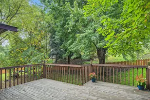2112 Parkwood Hills Dr NE, Rochester, MN 55906 - Photo 37