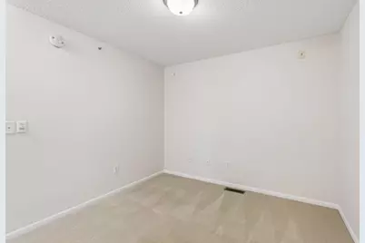 6090 W 16th Street #913, Saint Louis Park, MN 55416 - Photo 21