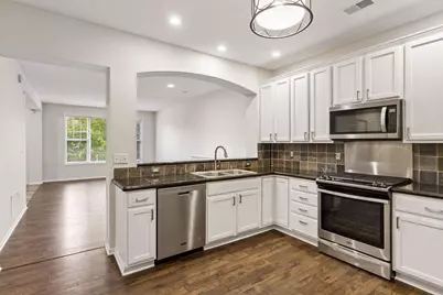 6090 W 16th Street #913, Saint Louis Park, MN 55416 - Photo 9