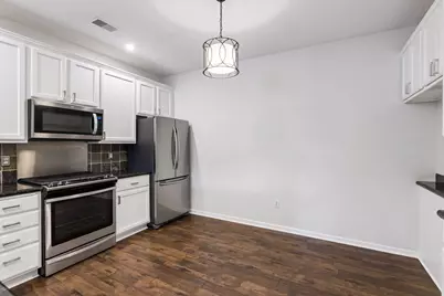 6090 W 16th Street #913, Saint Louis Park, MN 55416 - Photo 7