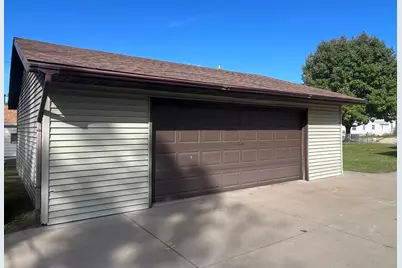 223 5th Avenue N, Waite Park, MN 56387 - Photo 3