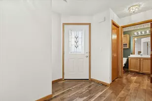 7987 Forest Blvd, Woodbury, MN 55125 - Photo 3