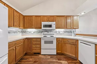 7987 Forest Boulevard #Unit F, Woodbury, MN 55125 - Photo 5