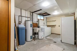 1313 Albert St, Crookston, MN 56716 - Photo 23