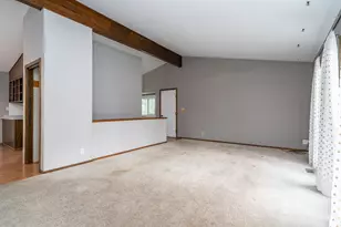 1313 Albert St, Crookston, MN 56716 - Photo 3