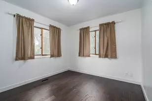 1313 Albert St, Crookston, MN 56716 - Photo 13