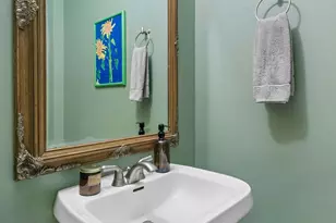 9820 Cove Dr, Minnetonka, MN 55305 - Photo 13