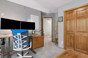 9820 Cove Dr, Minnetonka, MN 55305 - Photo 27