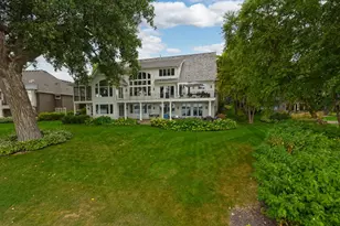 3672 Landings Dr, Chanhassen, MN 55331 - Photo 7