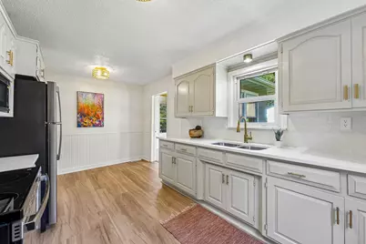 625 Bear Avenue N, Vadnais Heights, MN 55127 - Photo 5