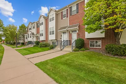 554 Huset Parkway NE, Columbia Heights, MN 55421 - Photo 5