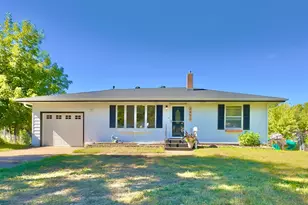 1979 Memory Ln, North Saint Paul, MN 55109 - Photo 1