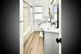 1979 Memory Ln, North Saint Paul, MN 55109 - Photo 13