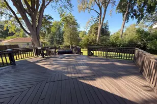 1181 Laurie Rd W, Roseville, MN 55113 - Photo 5