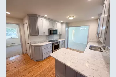 1181 Laurie Road W, Roseville, MN 55113 - Photo 25