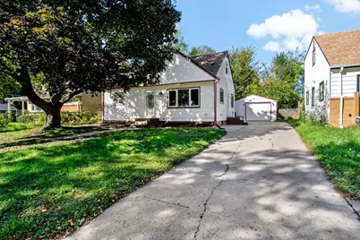 63 Iowa Avenue W, Saint Paul, MN 55117 - Photo 1
