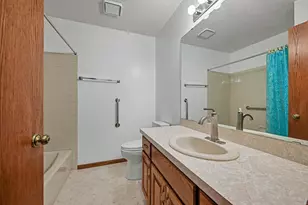 2522 Windsor Ln, Woodbury, MN 55125 - Photo 23