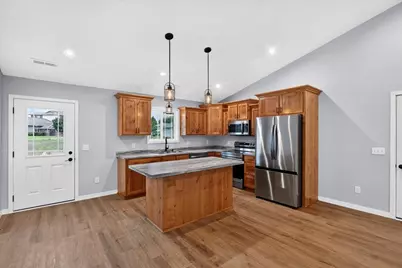 425 4th Avenue SE, Saint Joseph, MN 56374 - Photo 9