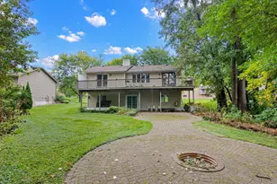 6933 Magda Dr, Maple Grove, MN 55369 - Photo 3