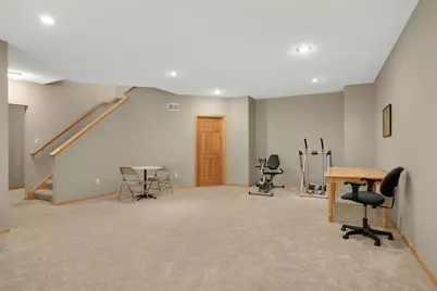 18519 Farmstead Circle, Eden Prairie, MN 55347 - Photo 25