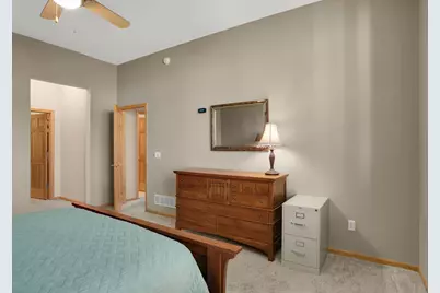 18519 Farmstead Circle, Eden Prairie, MN 55347 - Photo 19