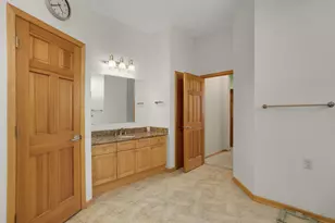 18519 Farmstead Cir, Eden Prairie, MN 55347 - Photo 21
