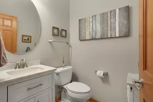 18519 Farmstead Cir, Eden Prairie, MN 55347 - Photo 23