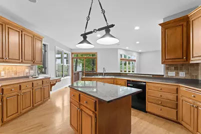 8915 Umbria Place N, Maple Grove, MN 55311 - Photo 5