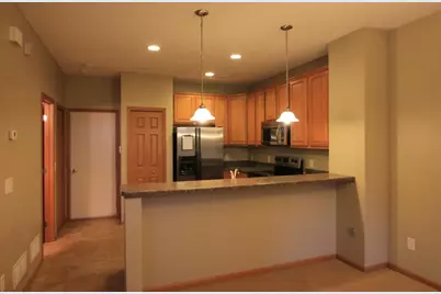 11040 Fergus Street NE #E, Blaine, MN 55449 - Photo 5