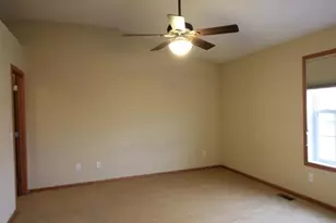 11040 Fergus St NE, Blaine, MN 55449 - Photo 11