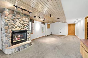 7161 Cahill Ave, Inver Grove Heights, MN 55076 - Photo 33