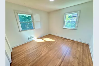 795 County Road B2 W, Roseville, MN 55113 - Photo 17