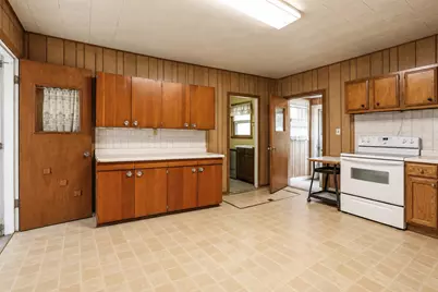 401 Park Street, Freeborn, MN 56032 - Photo 19