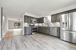 1709 Cochrane Ave, Eagan, MN 55122 - Photo 5