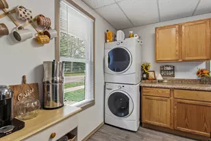 465 W Spruce St, Chippewa Falls, WI 54729 - Photo 25