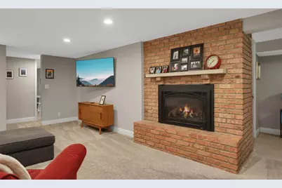2482 Pascal Street, Roseville, MN 55113 - Photo 27
