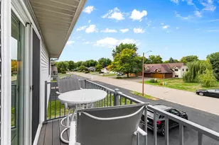 3290 Greenbrier St, Vadnais Heights, MN 55127 - Photo 19
