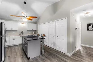 3290 Greenbrier St, Vadnais Heights, MN 55127 - Photo 13