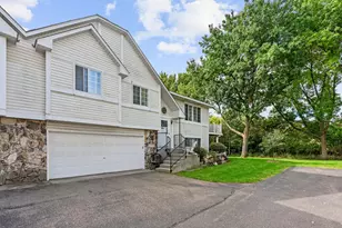 15813 Griffon Path, Apple Valley, MN 55124 - Photo 3
